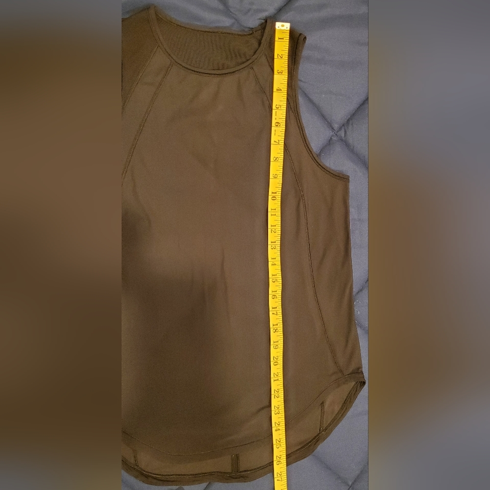 Lululemon Black Fitted Sleeveless Tank Top Size S. - Picture 7 of 7